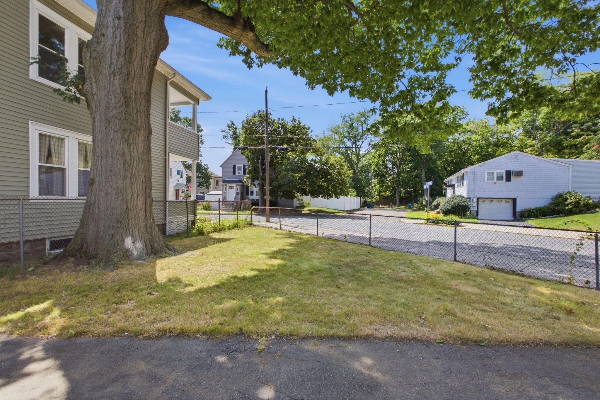 18 Lambert Ave Property Photo 13