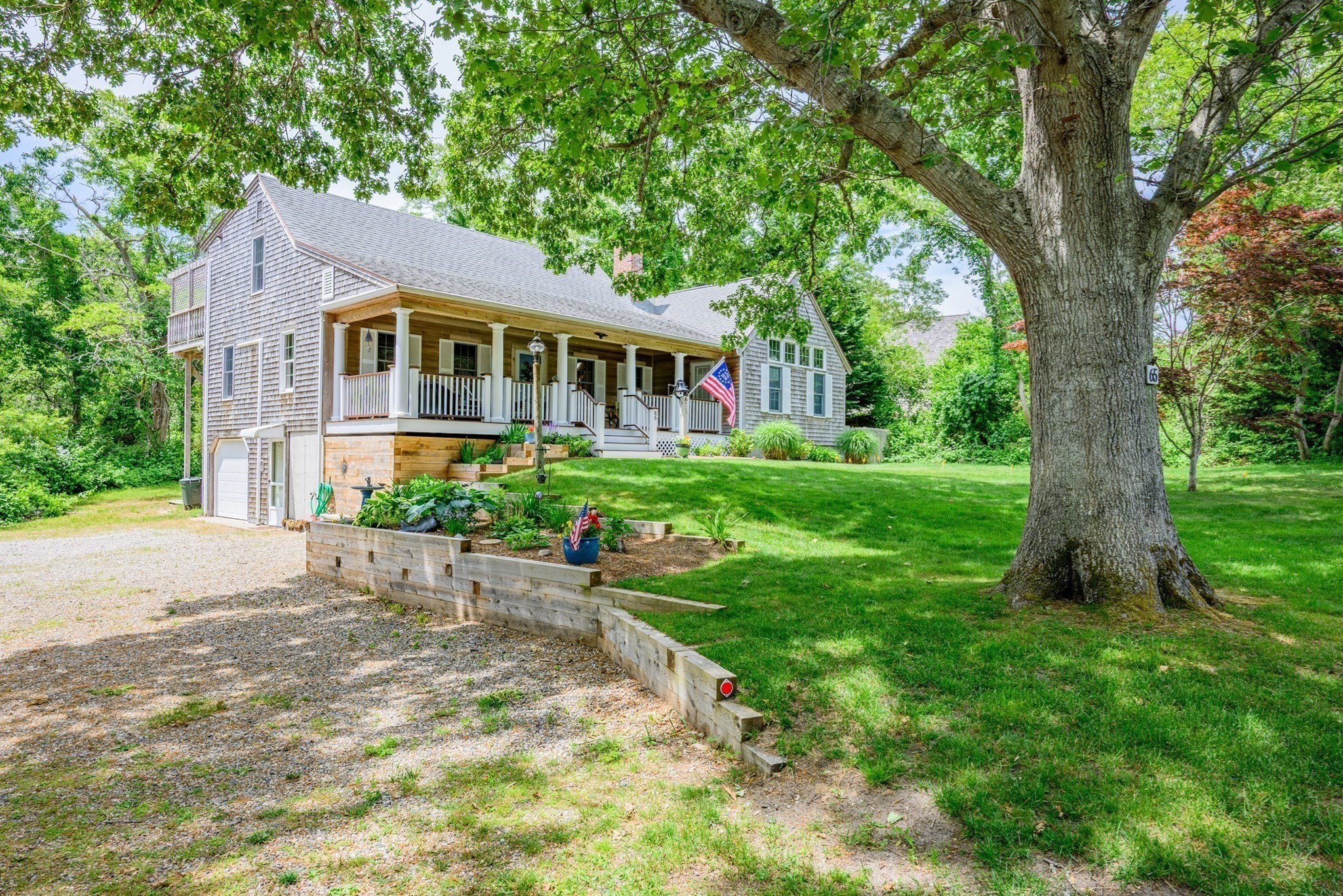 65 Pilgrims Path Property Photo 4