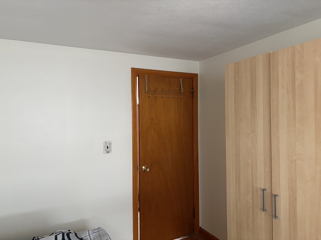 87 Pine Hill Cir Property Photo 9