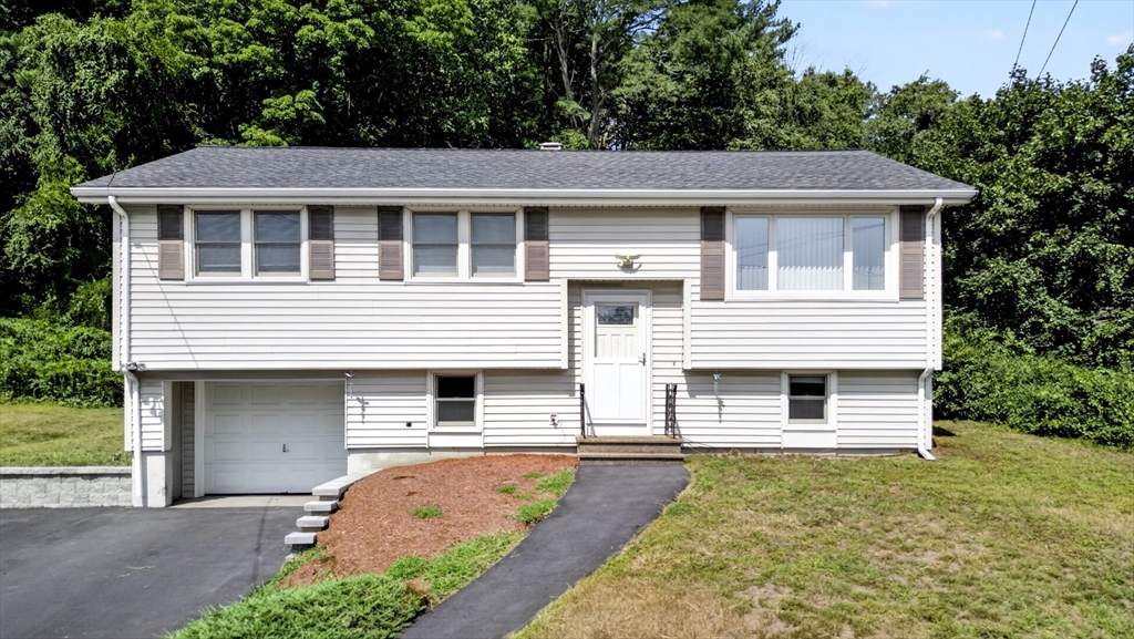 97 Allen Rd Property Photo 1