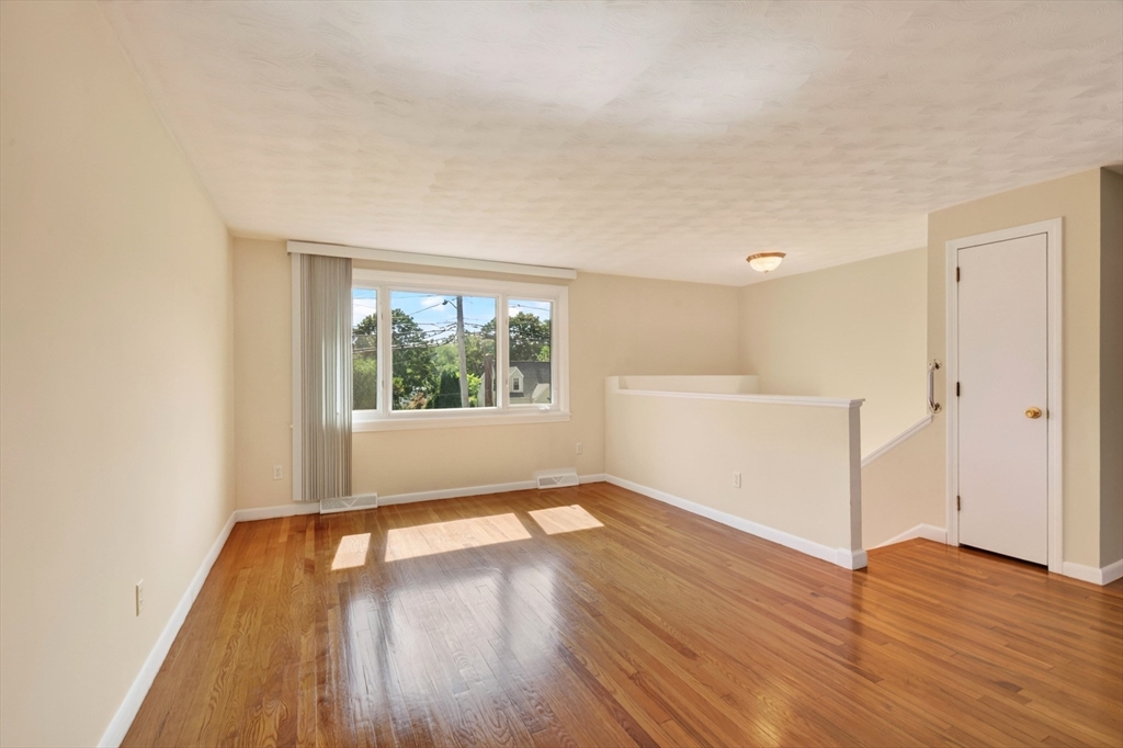 97 Allen Rd Property Photo 10