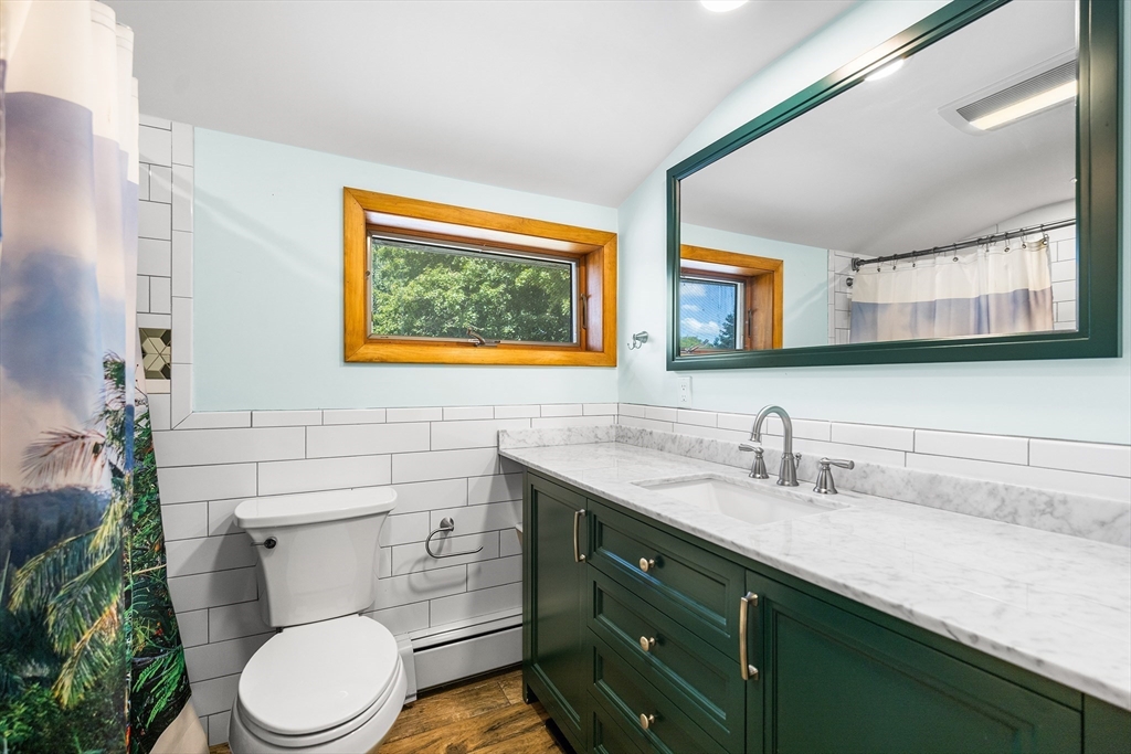 32 Cedar St Property Photo 24