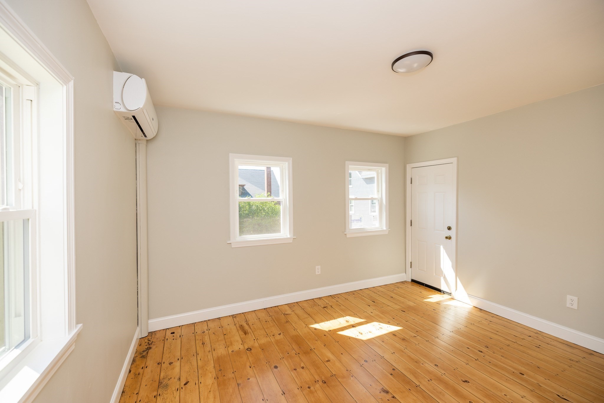 5 S Harlem St # 1 Property Photo 11