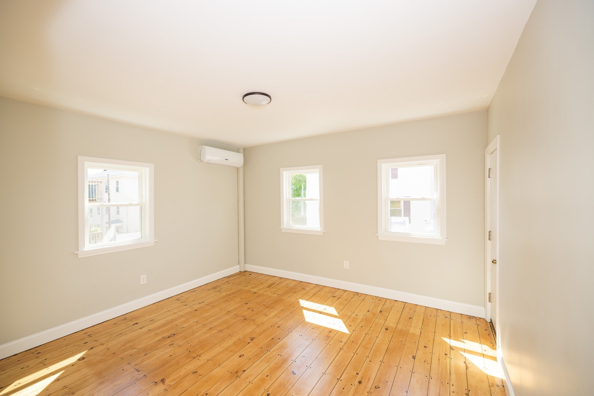 5 S Harlem St # 1 Property Photo 12