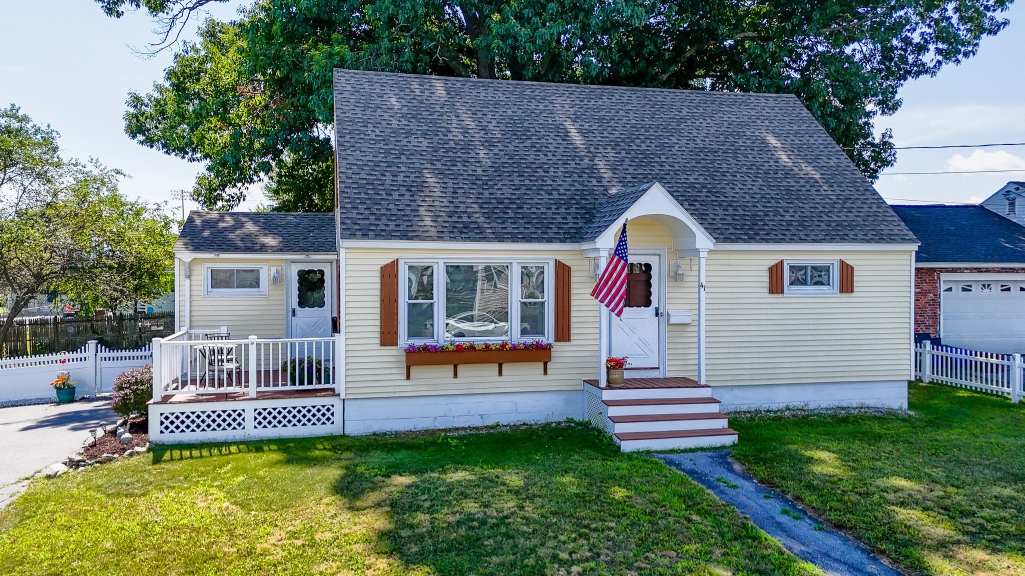 41 Alma Street Property Photo 1