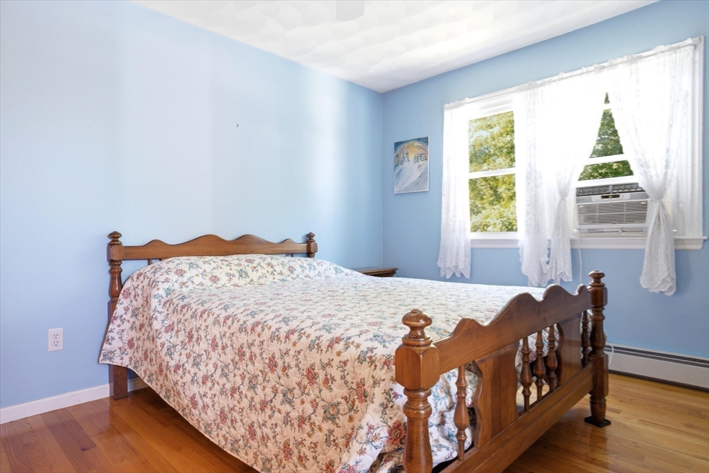 12 Northfield Property Photo 20