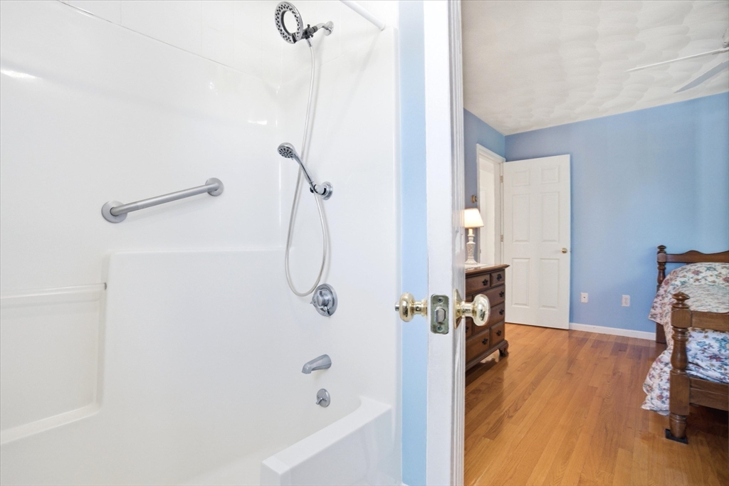 12 Northfield Property Photo 21