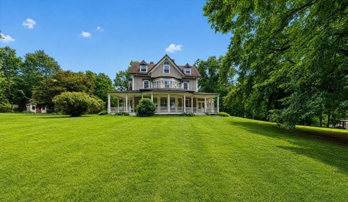 60 Bradley Hill Road Property Photo 4