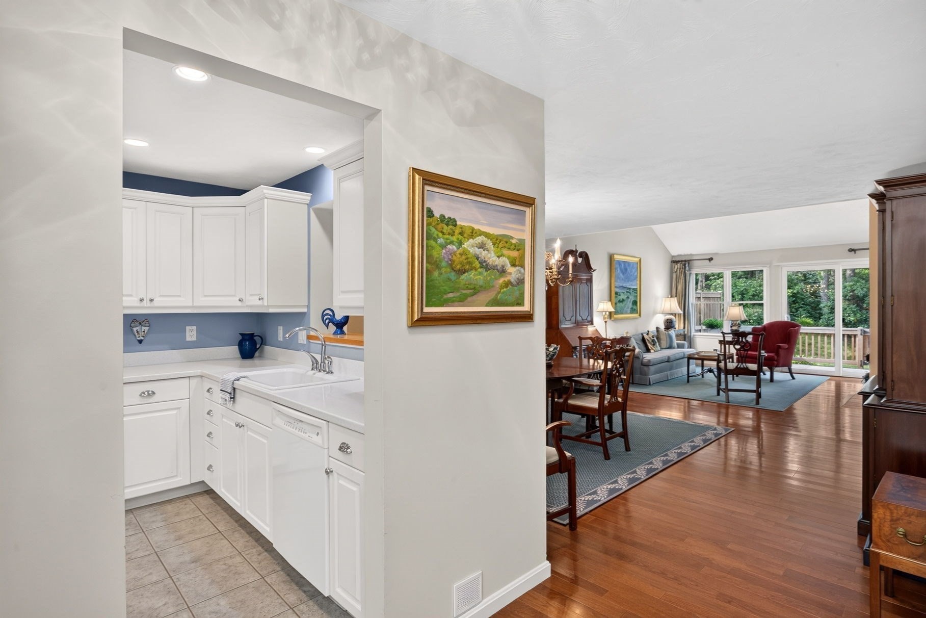 8 Latham Wood # 8 Property Photo 3