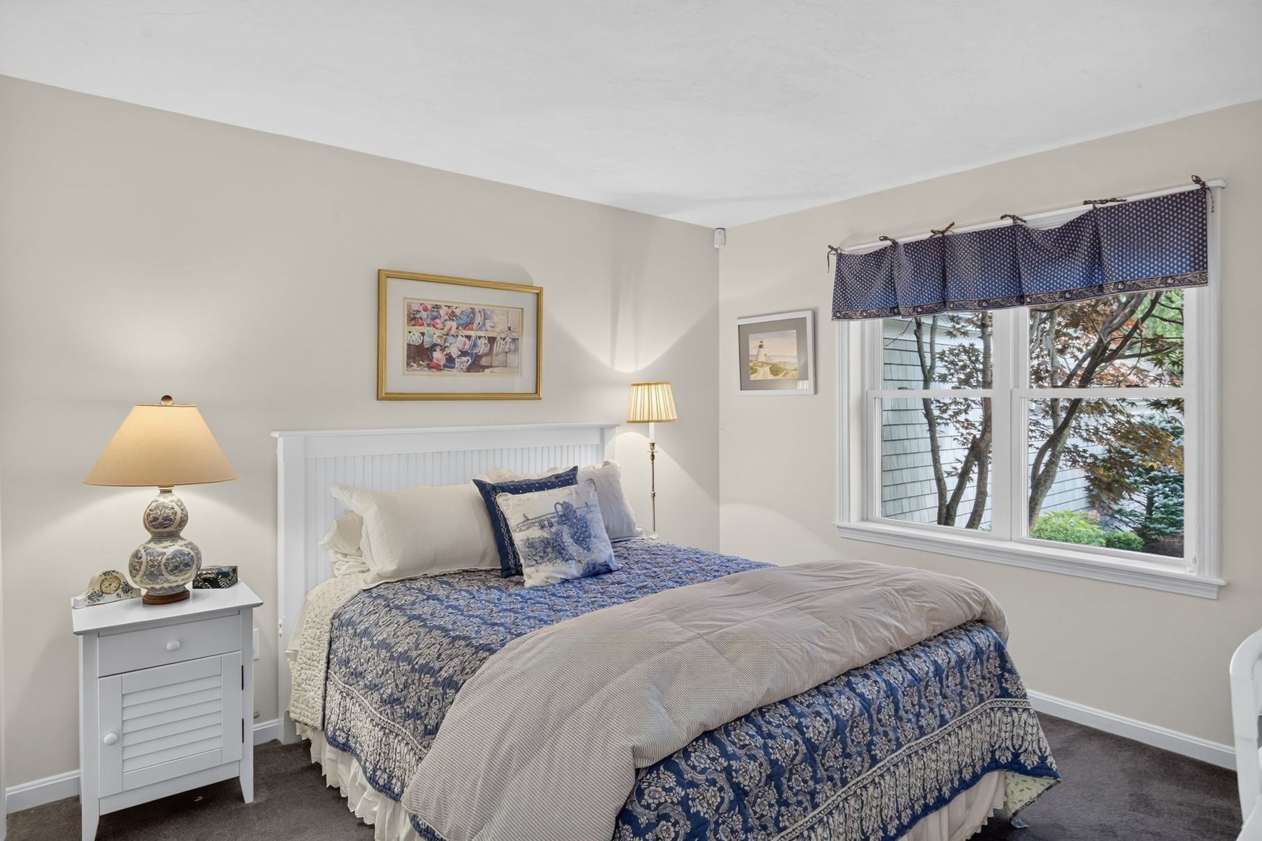 8 Latham Wood # 8 Property Photo 14