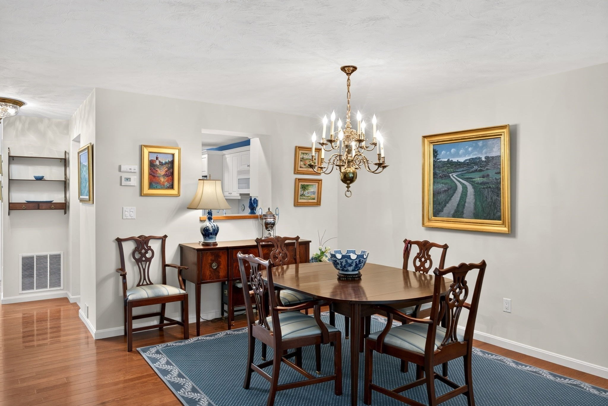 8 Latham Wood # 8 Property Photo 18