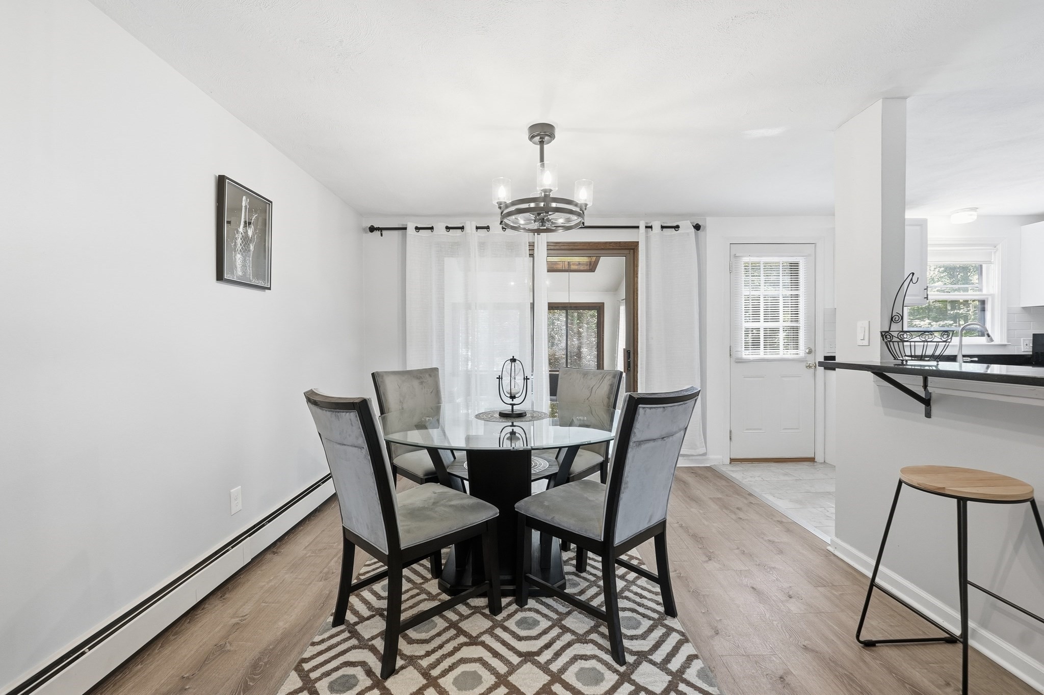 64 Marshall St Property Photo 6