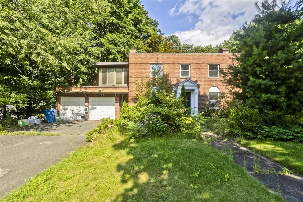 95 Craiwell Ave Property Photo 1