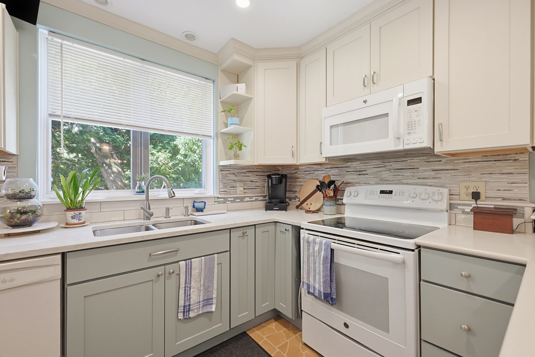 1327 South St Property Photo 9