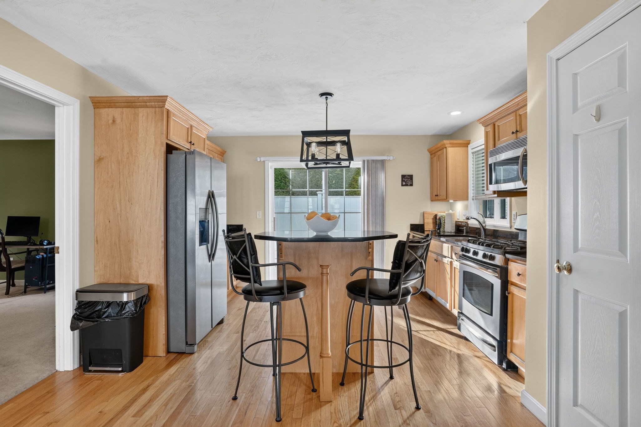 1 Tanglewood Park Dr # 1 Property Photo 9