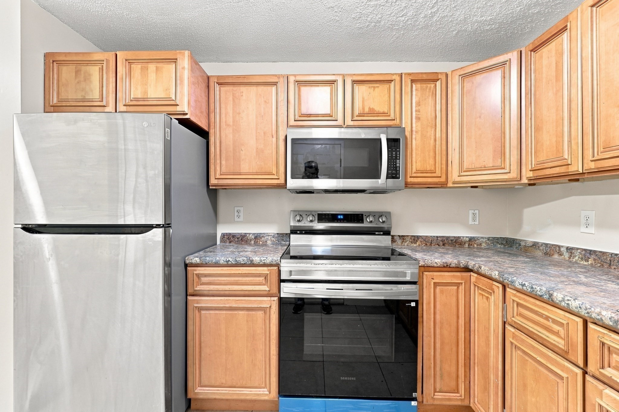 80 Stanton Street # 2 Property Photo 2