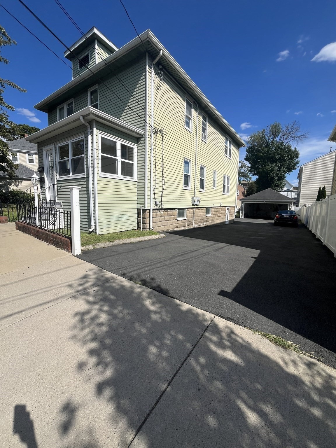 65 Newton St # 1 Property Photo 13