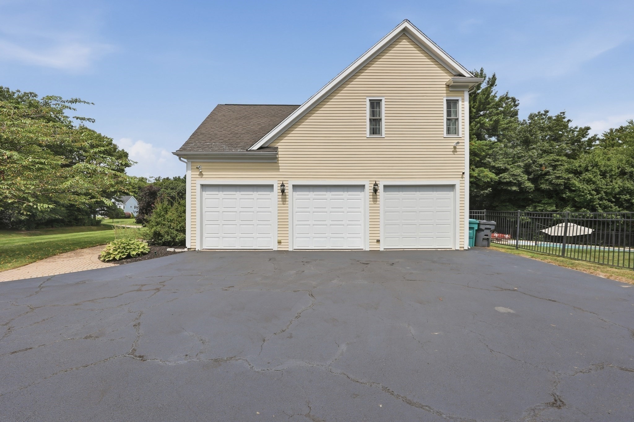 8 Juniper Road Property Photo 5
