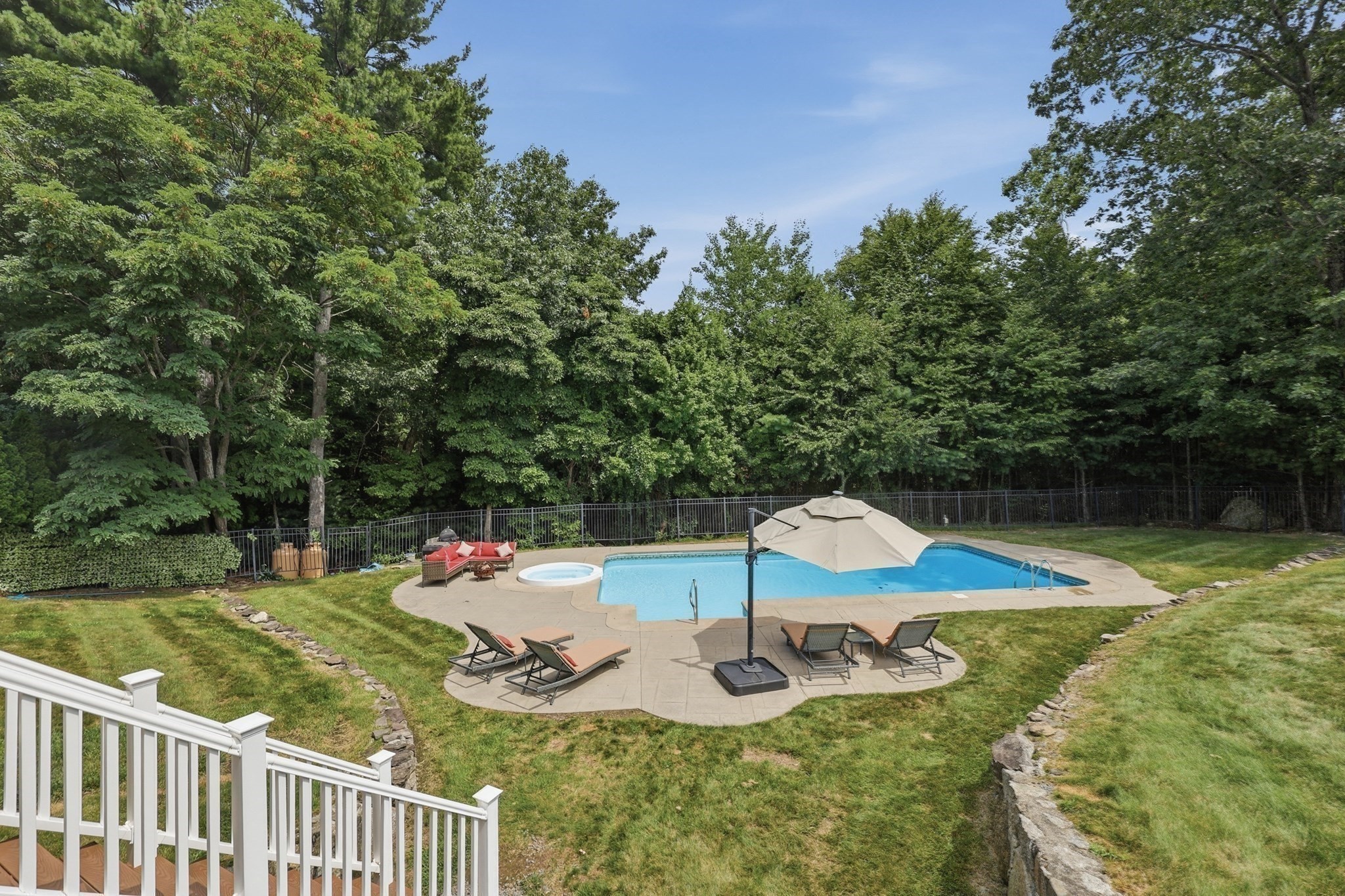 8 Juniper Road Property Photo 37