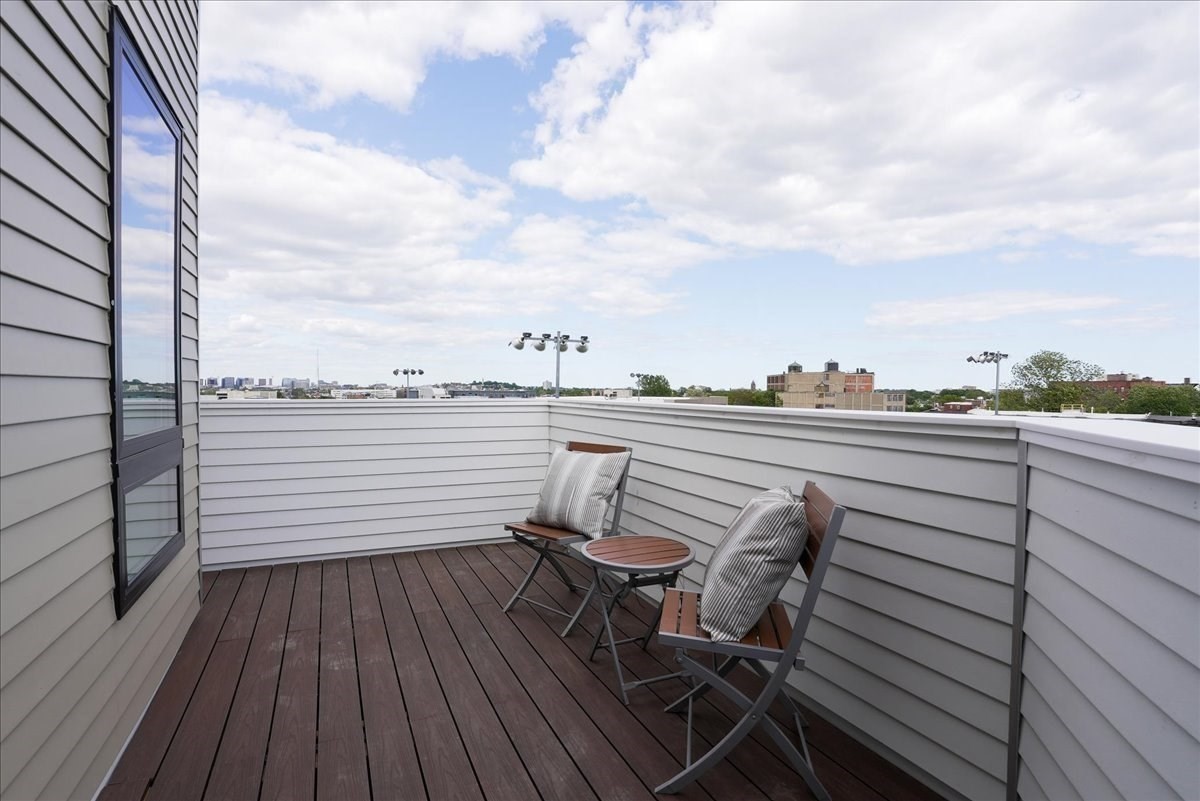 29 Woodford Street # 2 Property Photo 6