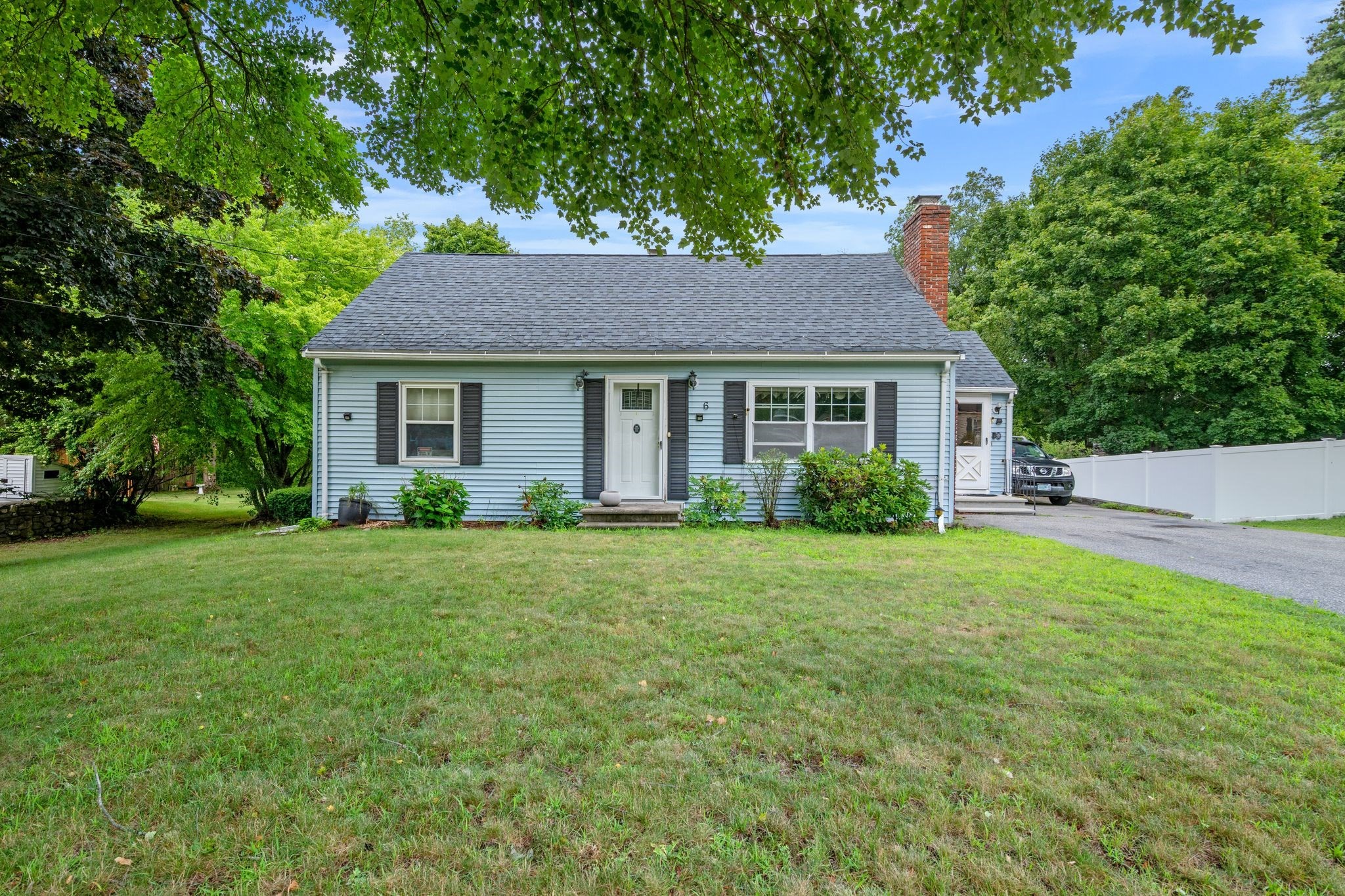 6 Marsh Ave Property Photo 1