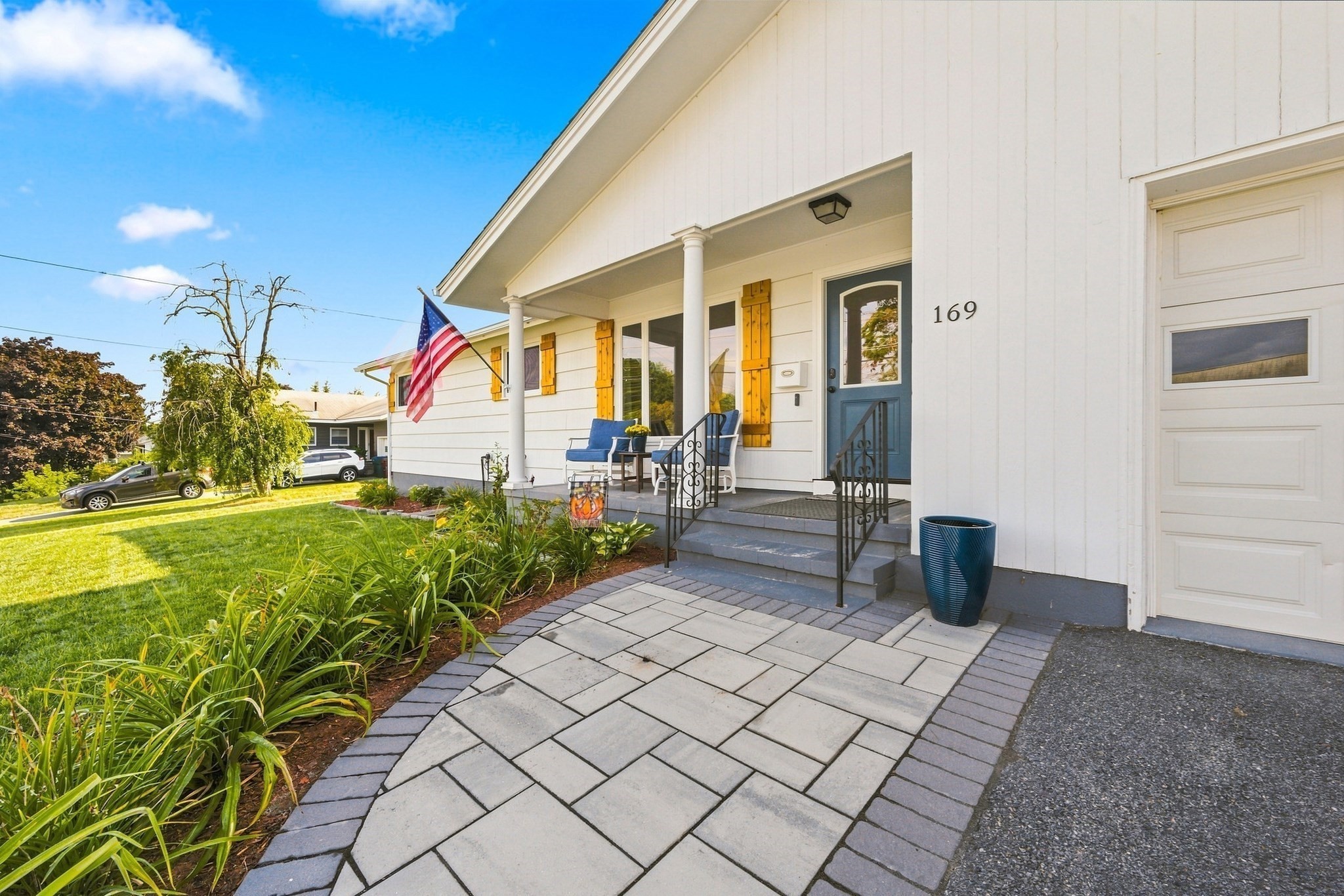 169 Raven Property Photo 2