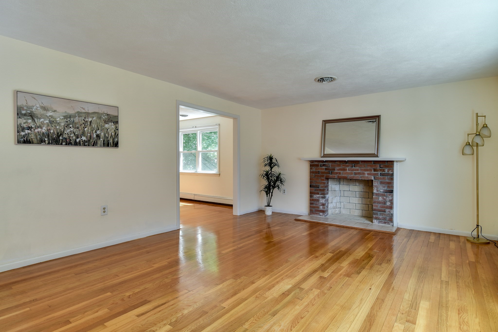 6 Salvi Drive Property Photo 4