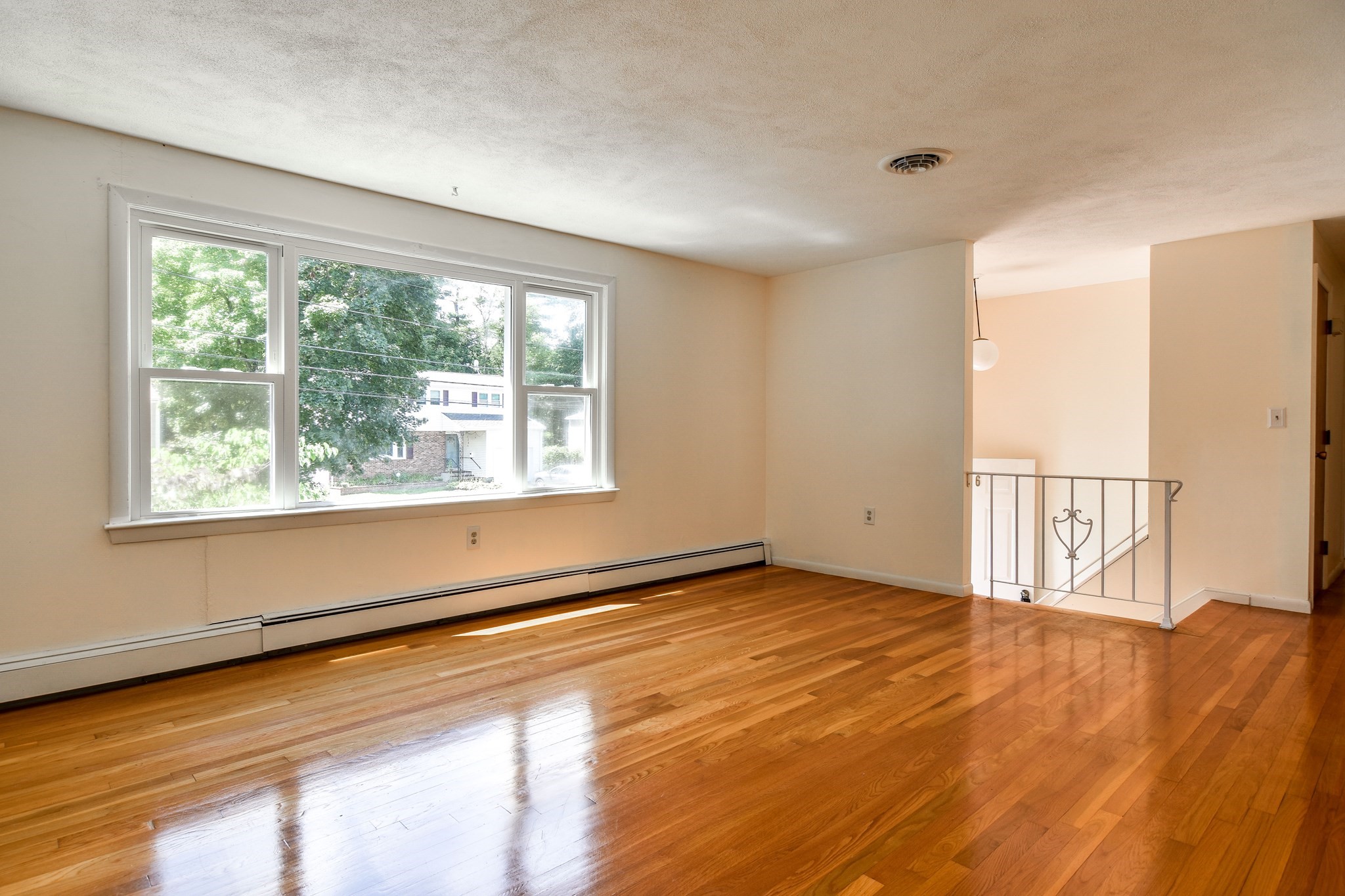 6 Salvi Drive Property Photo 5