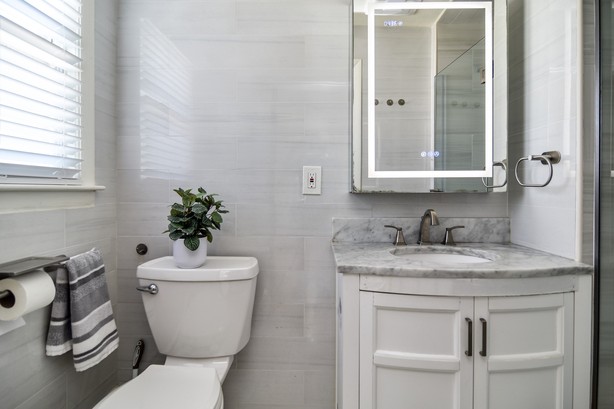 6 Salvi Drive Property Photo 16