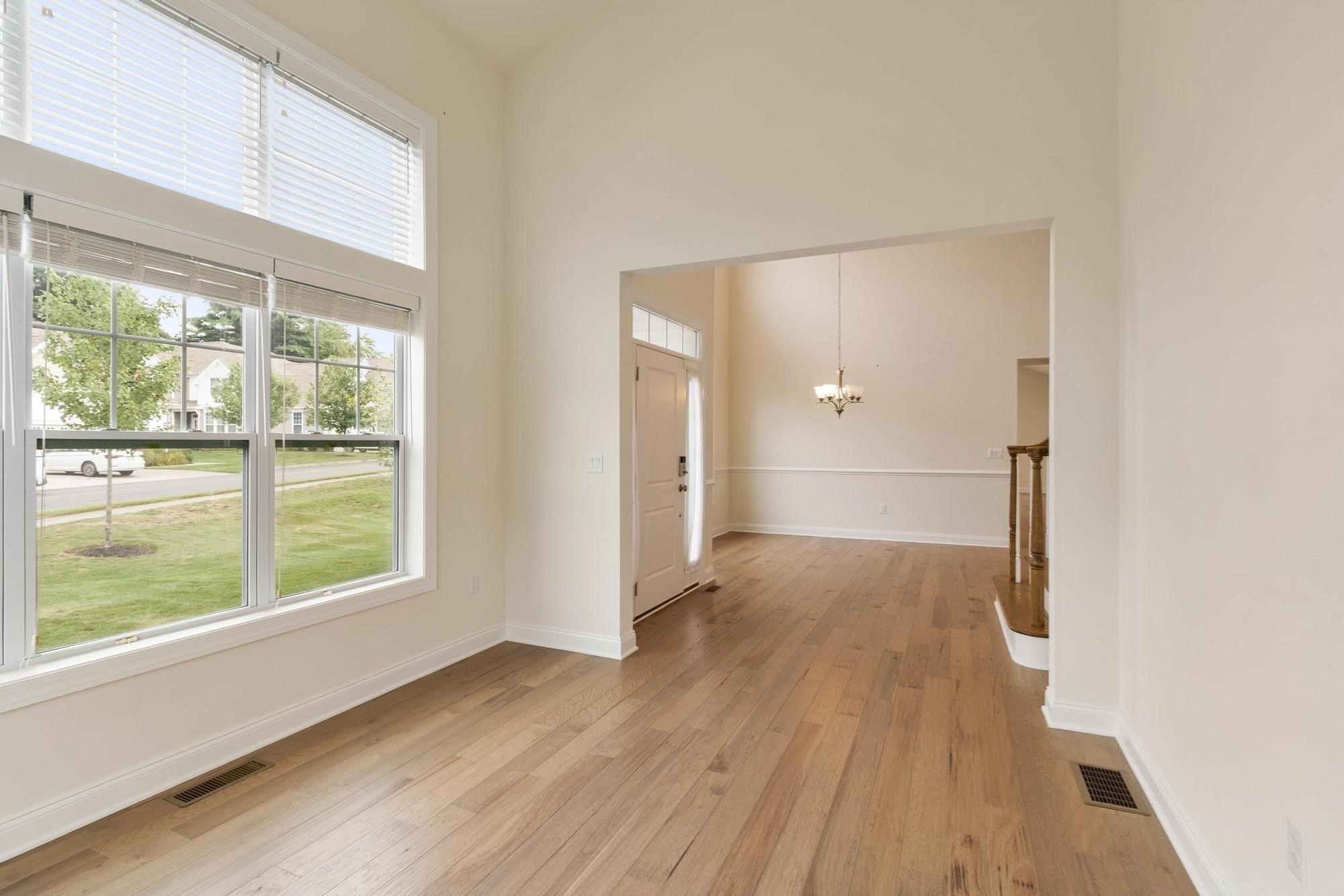 2 Phoebe St # 2 Property Photo 8
