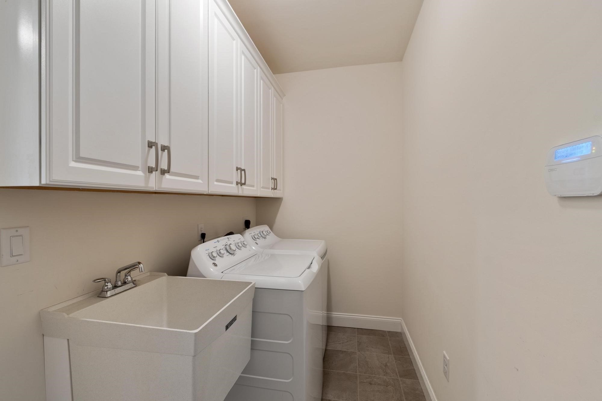 2 Phoebe St # 2 Property Photo 21