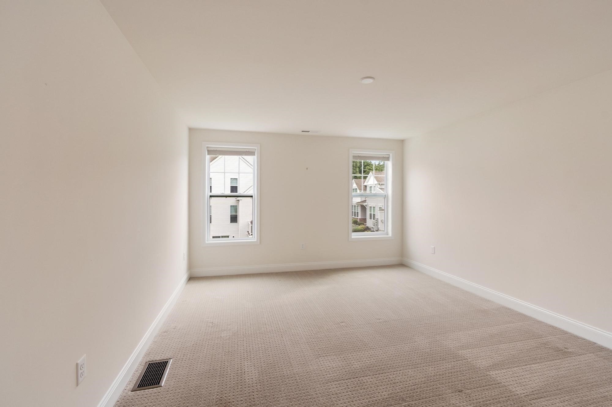 2 Phoebe St # 2 Property Photo 26
