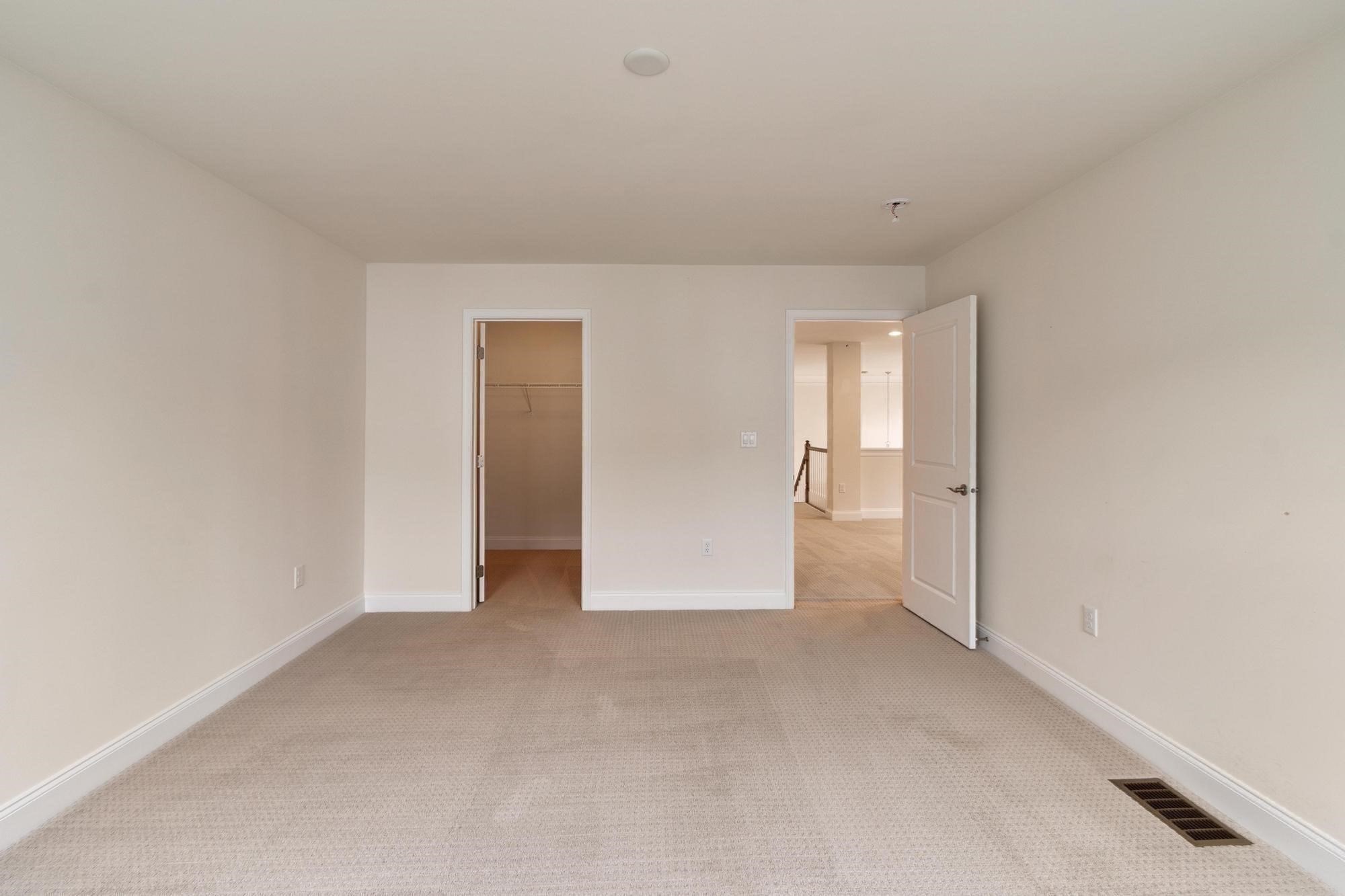 2 Phoebe St # 2 Property Photo 27