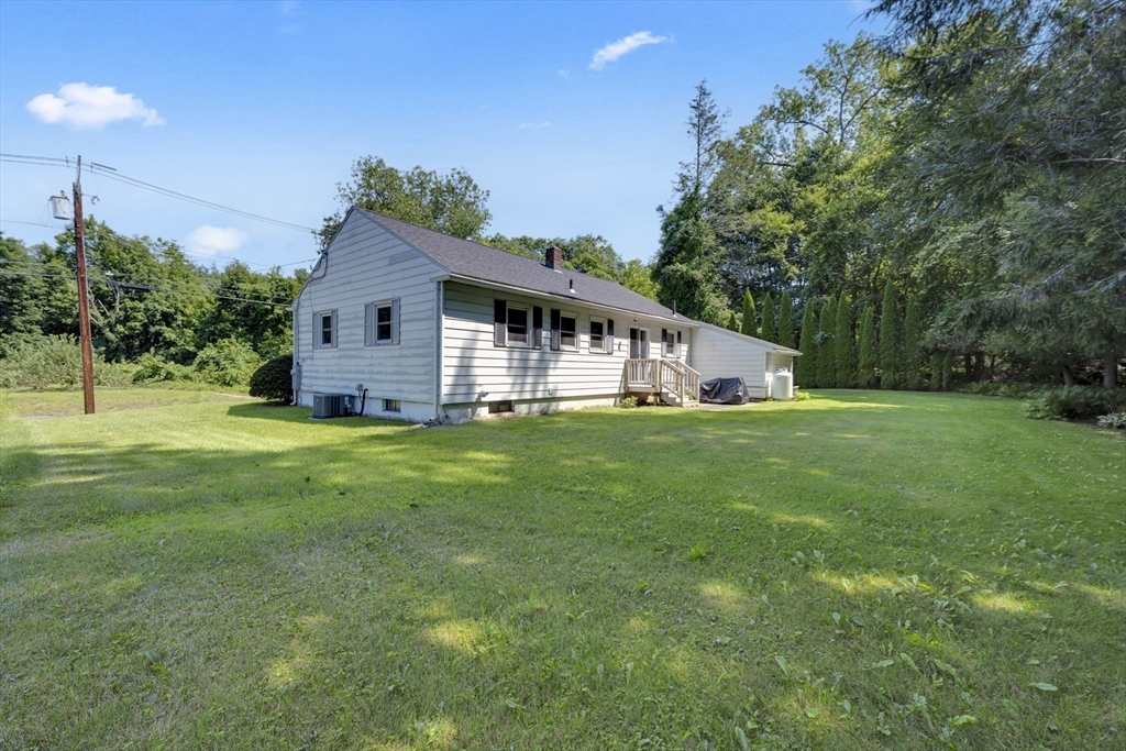 127 Springfield St Property Photo 23