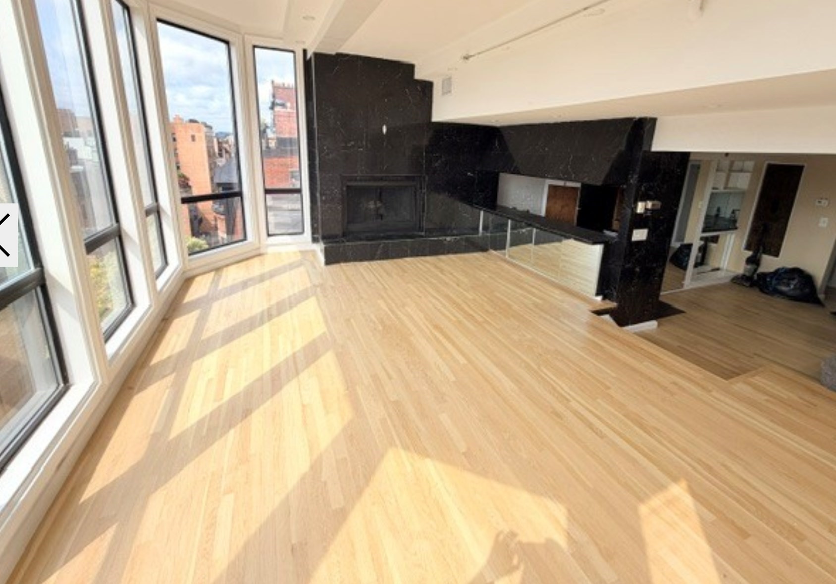 113 Beacon St Property Photo 4