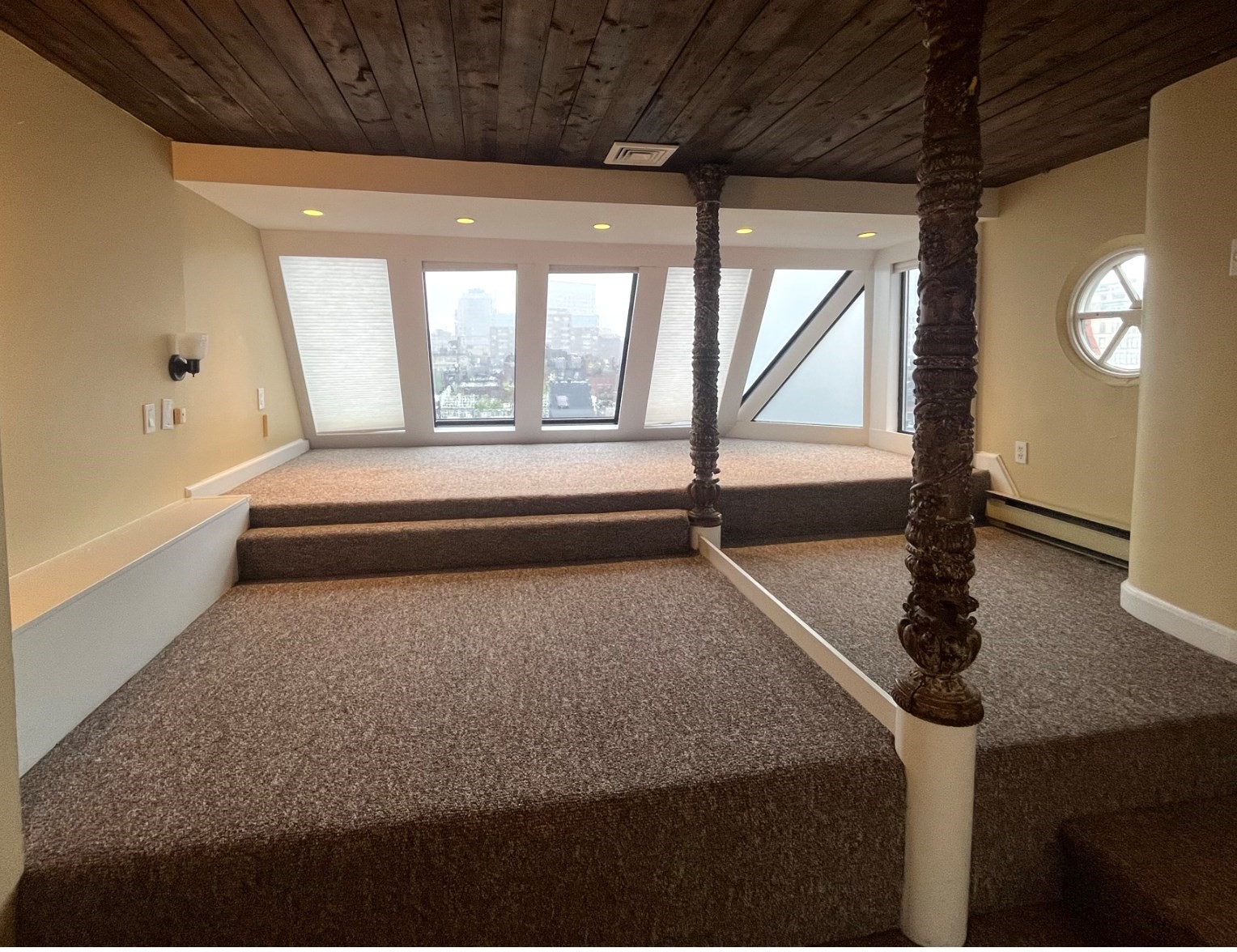113 Beacon St Property Photo 12