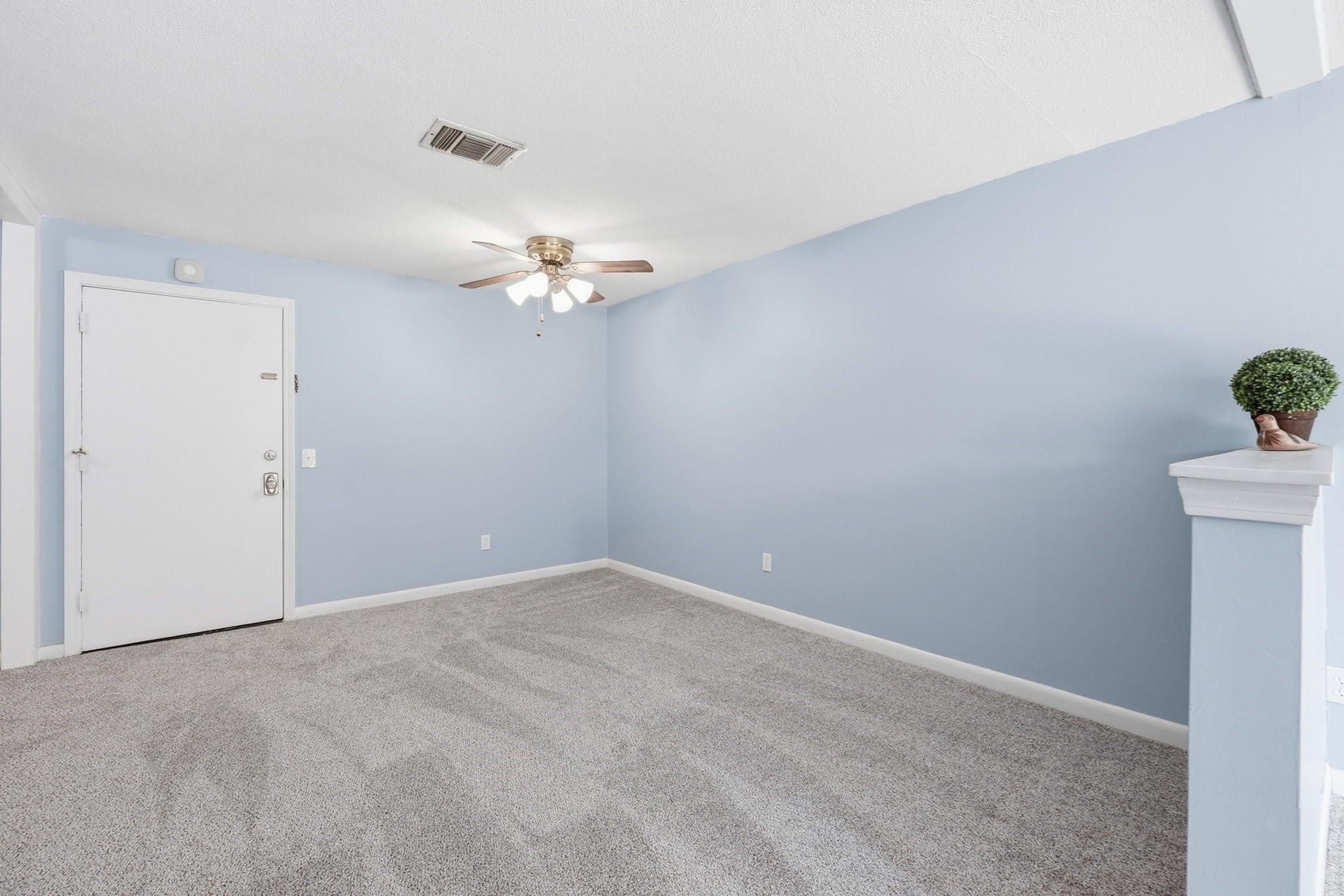 176 Maple Ave # 36 Property Photo 5