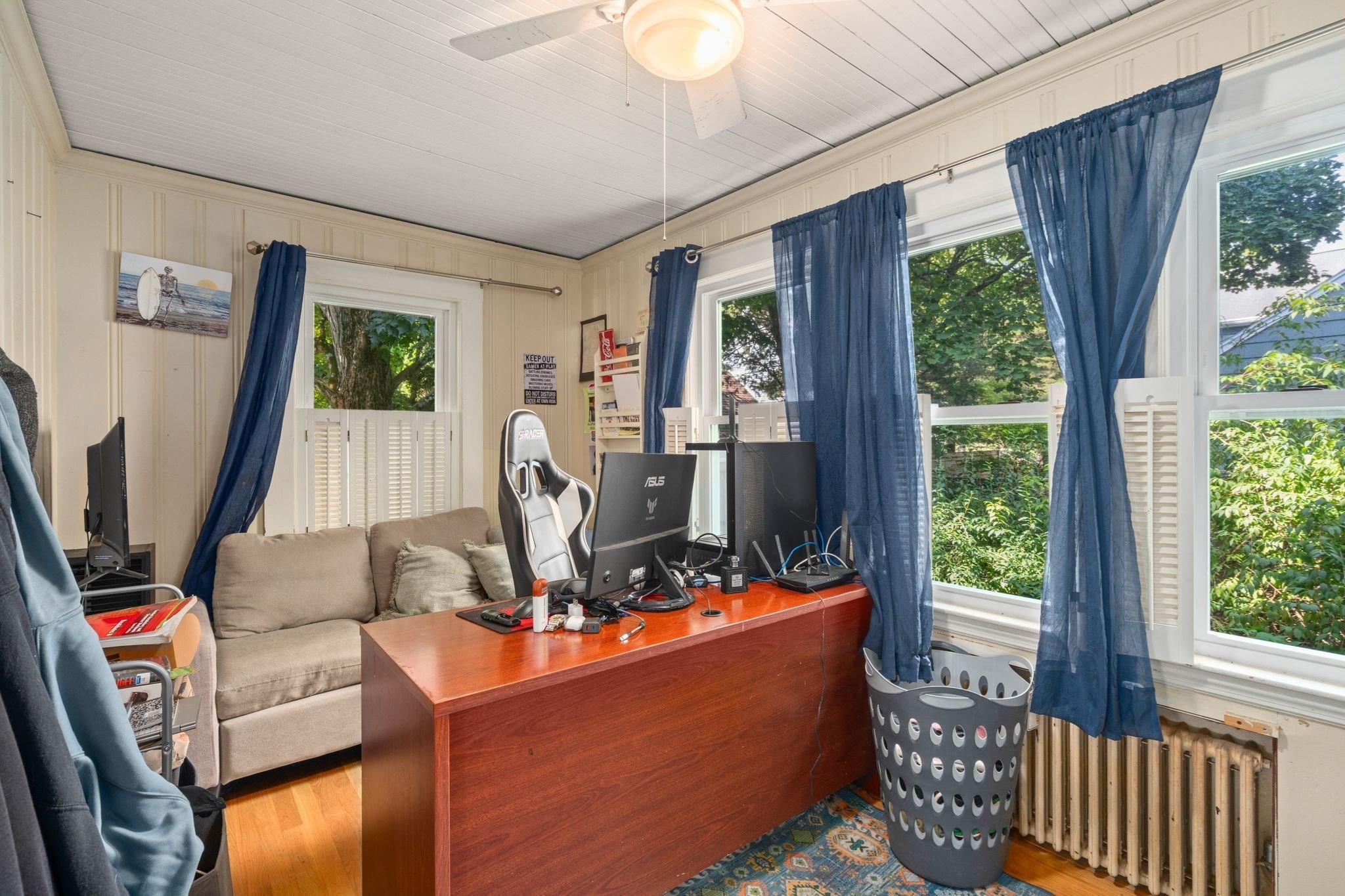 24 Holland St Property Photo 6