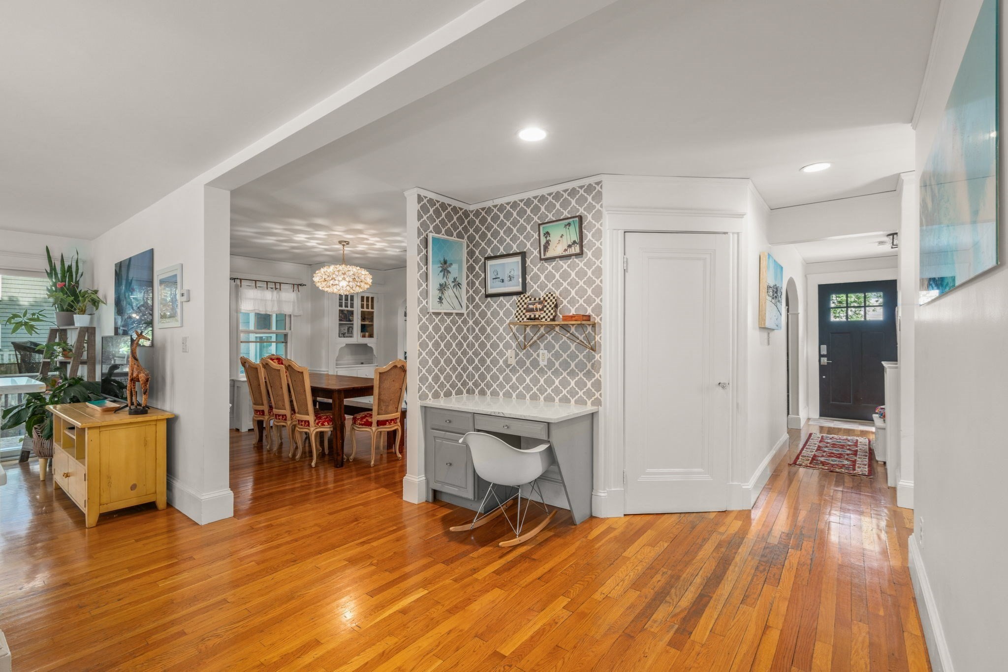 24 Holland St Property Photo 14