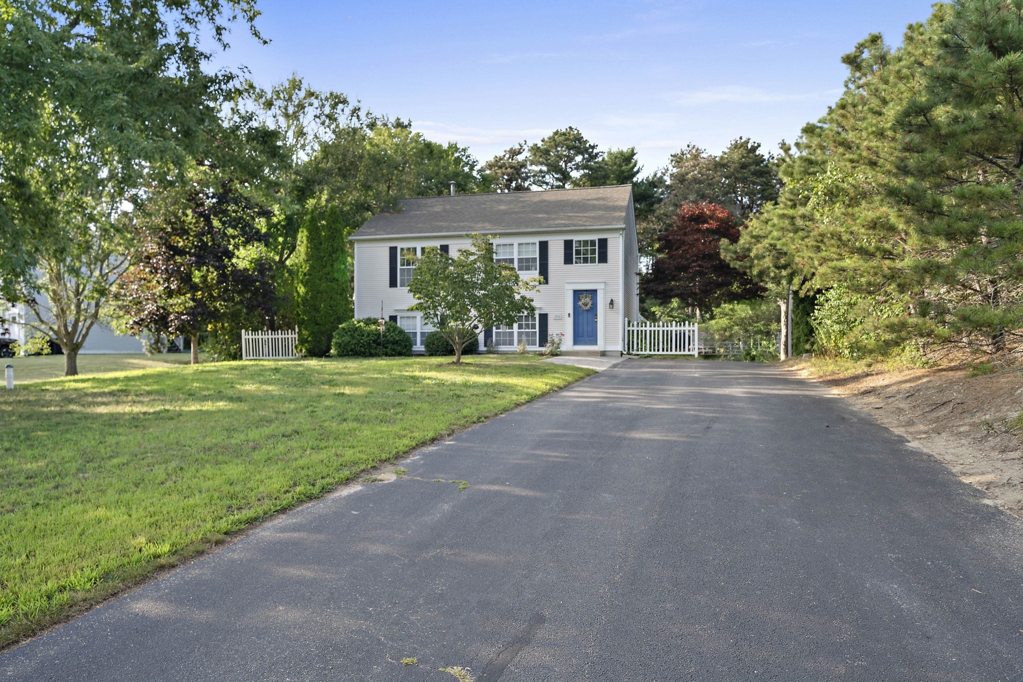 296 Raymond Road Property Photo 4