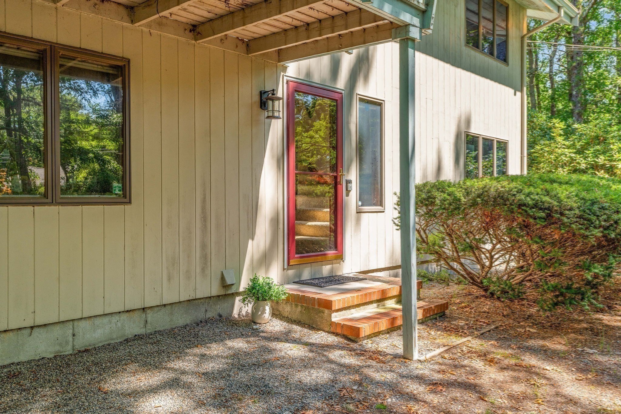 679 Poponessett Road Property Photo 3
