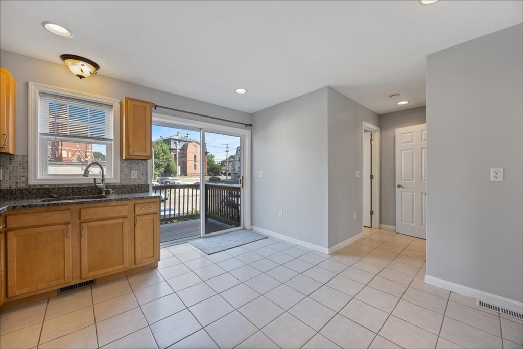 122 Locust St. # 4 Property Photo 3