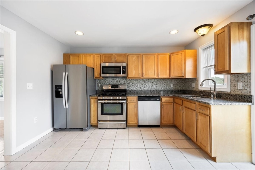 122 Locust St. # 4 Property Photo 6