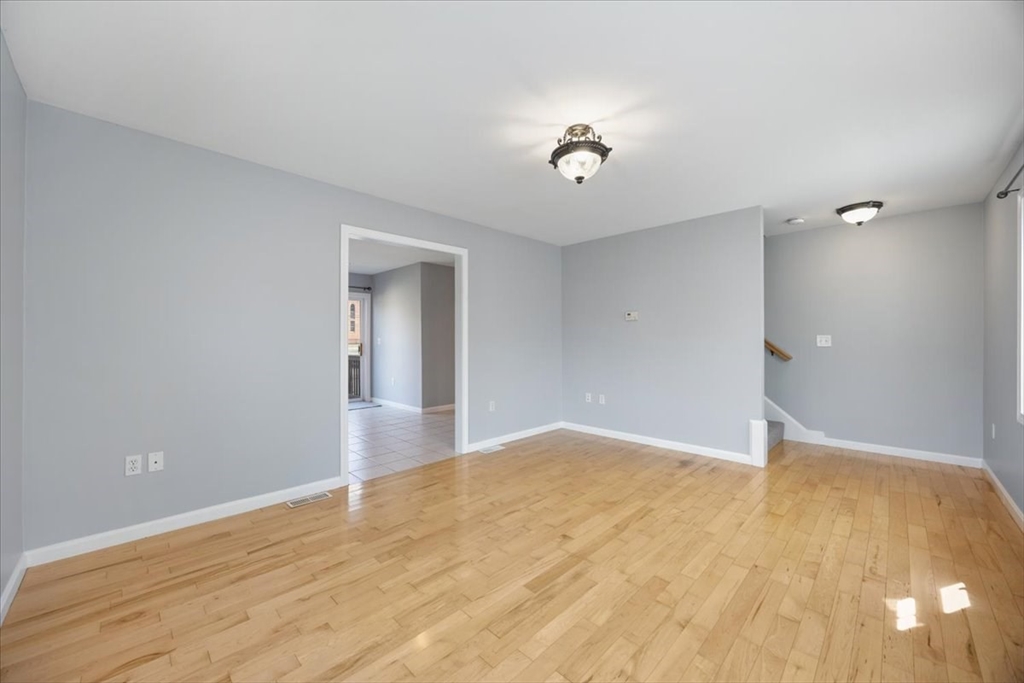 122 Locust St. # 4 Property Photo 12