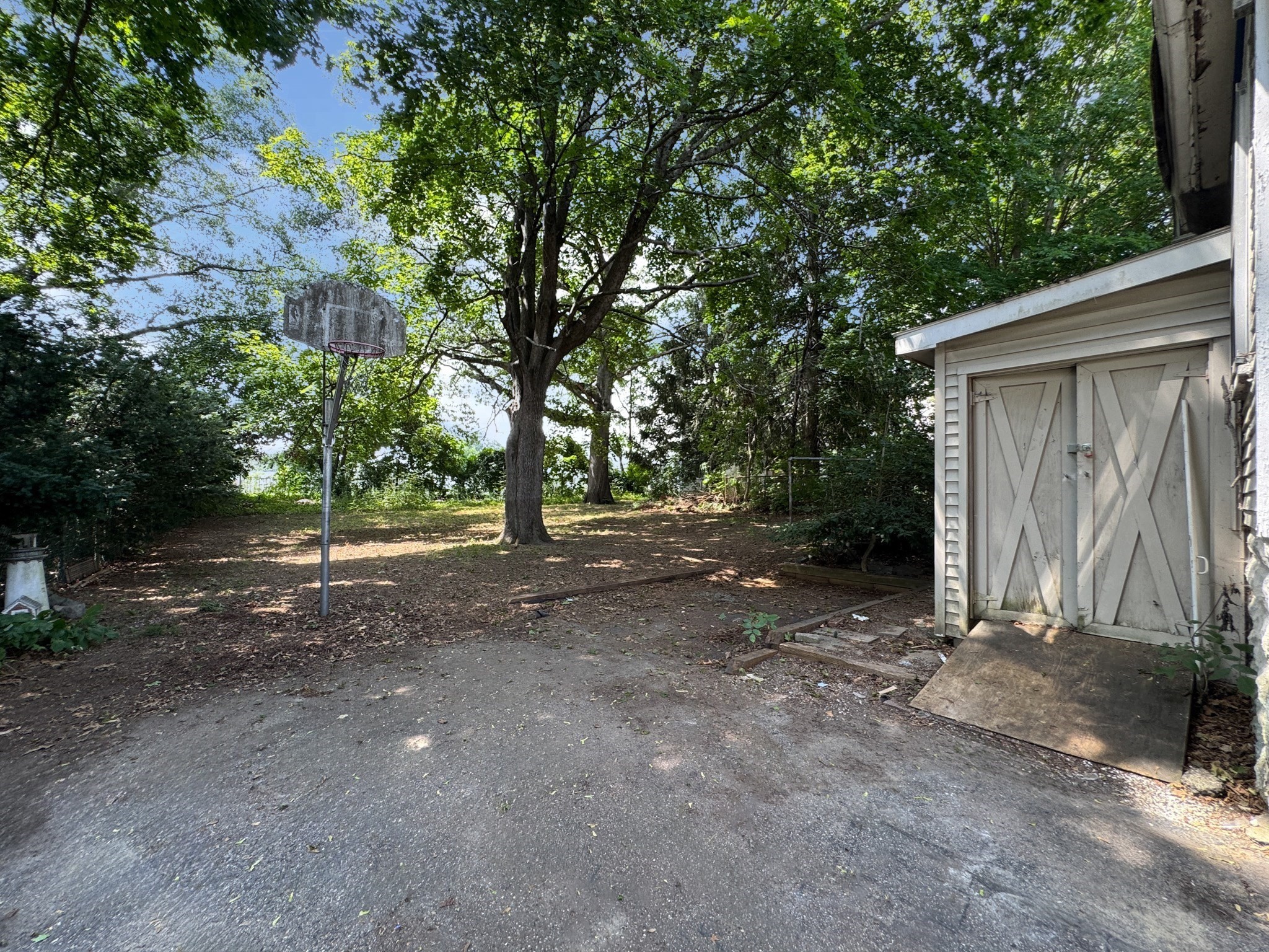 30 First St Property Photo 23