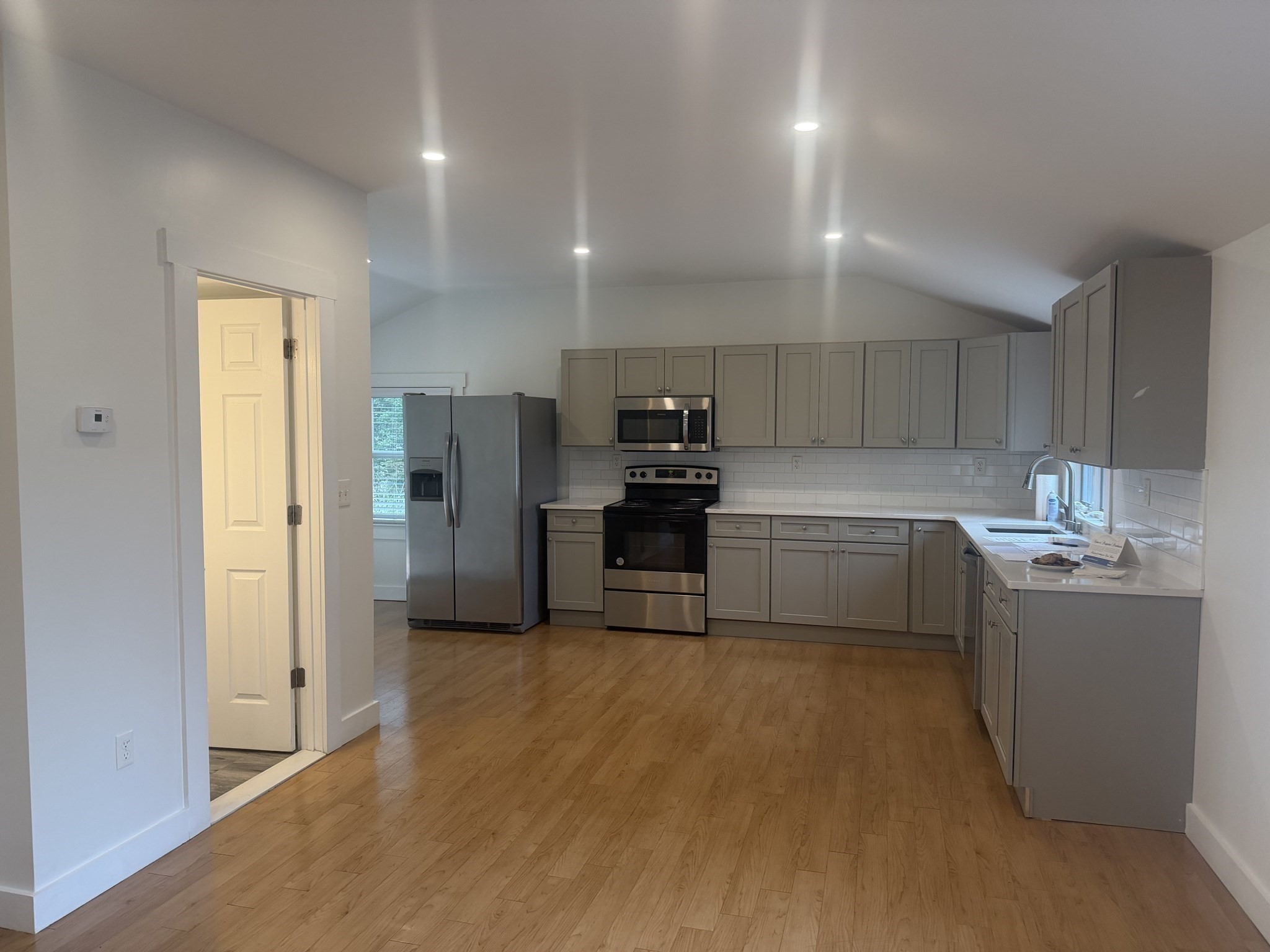 25 King Ave Property Photo 17