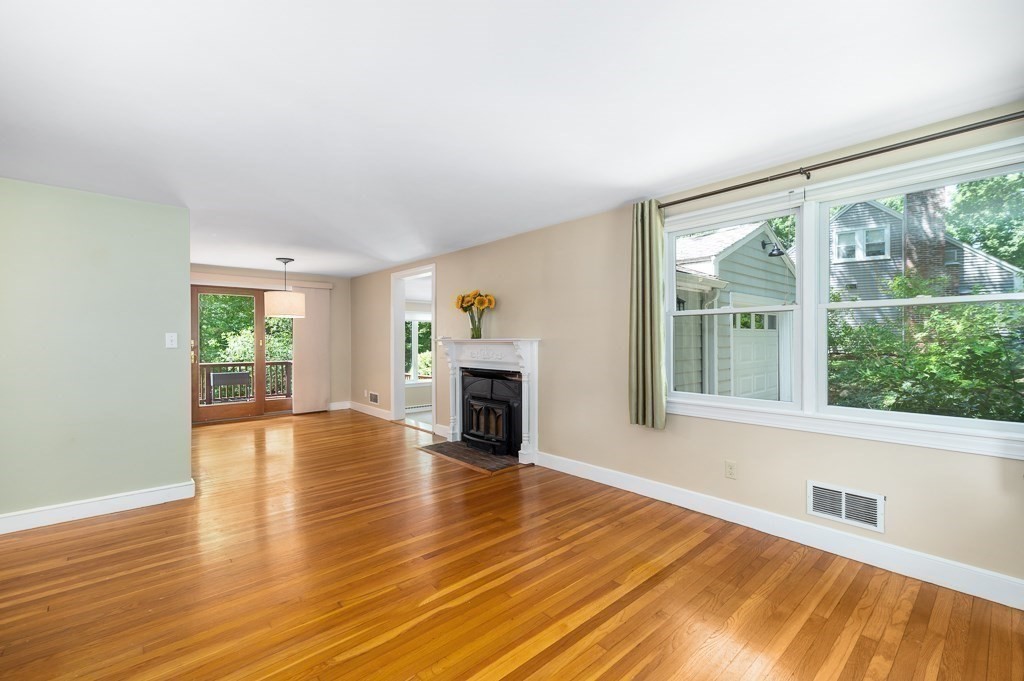 101 Topsfield Road Property Photo 7
