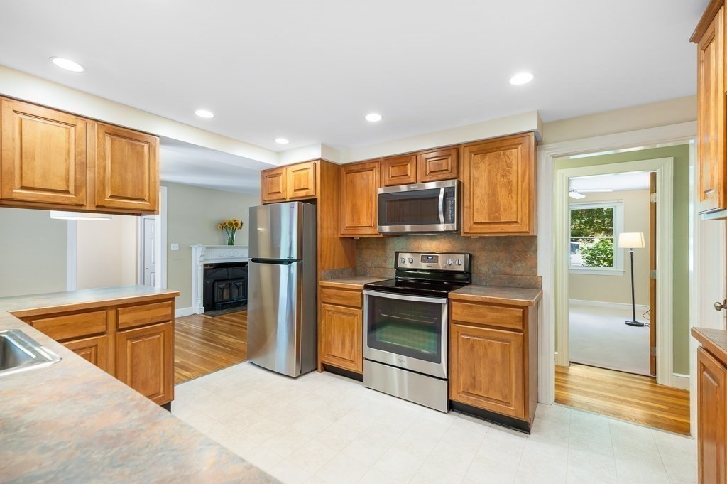 101 Topsfield Road Property Photo 12
