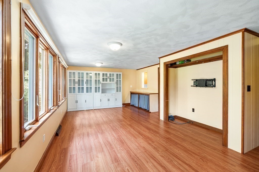 101 Topsfield Road Property Photo 16