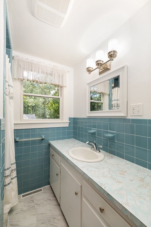101 Topsfield Road Property Photo 22